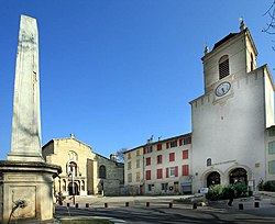 Skyline of Pertuis