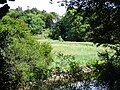 Le manoir de Kertalg dominant la vallée du fleuve côtier Bélon (en amont du pont du Guily).