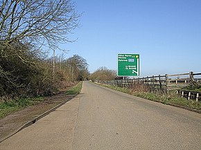 The old A5 (Watling Street) - geograph.org.uk - 373527.jpg