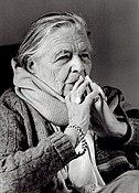 Marguerite Yourcenar, scriitoare franceză