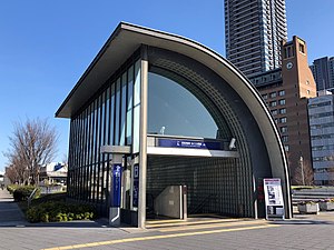難波橋站入口