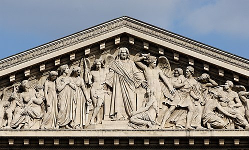 Le Jugement dernier (1827, détail), fronton de l'église de la Madeleine à Paris.