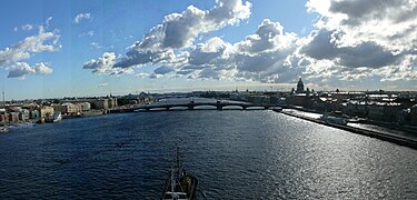 La Neva vue du golfe.