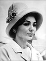 Farah Pahlavi (* 1938)