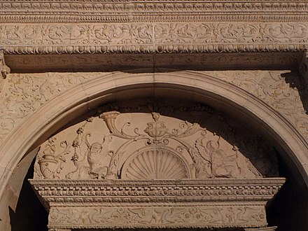 Carving on the tomb of Thomas James