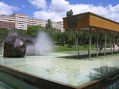 Font Màgica Manuel de Falla (1994), de Pedro Barragán, Parc de Josep Maria Serra Martí.