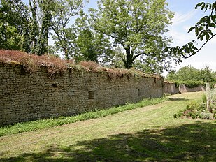 Les remparts.