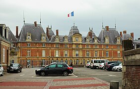 厄镇城堡（法语：Château d'Eu）全景