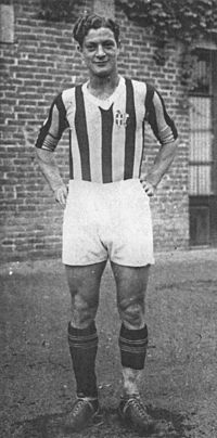 V dresu Juventusu (1930).