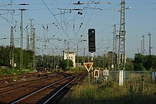 Verzweigung zweier Bahnstrecken im Trennungsbahnhof Neukieritzsch