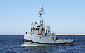 Holownik H-7 obsługujący Port Wojenny Gdynia