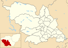 Mapa konturowa Sheffield, blisko centrum na prawo znajduje się punkt z opisem „Hillsborough”