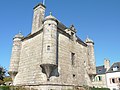 Guerlesquin : le présidial, ancienne prison seigneuriale et ancienne mairie.