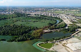 Chemieanlagen von IES östlich von Mantua