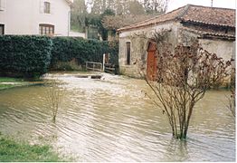 Inondation hivernale à Javerlhac.