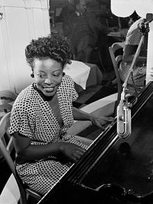 Mary Lou Williams, proks. 1946. Foto de William P. Gottlieb