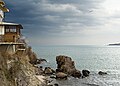 Maisons traditionnelles en bord de mer.