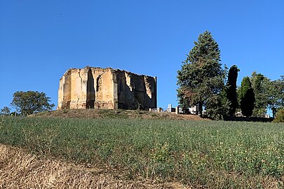 Le vestigia della chiesa di Bernis