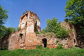 Руины древнего замка