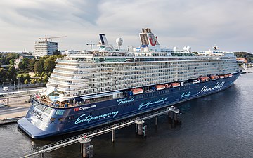 Mein Schiff 4 in Kiel