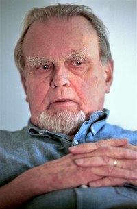 Czesław Miłosz vuonna 1999.