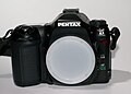 Pentax *istD DSLR photo camera body