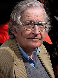 Noam Chomsky en Vancouver (Canada) o 20 de marzo de 2004.