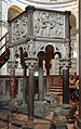 preekstoel in het Baptisterium van Pisa