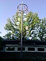 Maibaum vorm Bürgerhaus