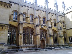 North face of oxford divinity school.jpg