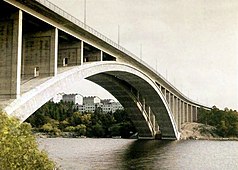 Tranebergsbron 1937med de ursprungliga två brospannen. Foto: Gustaf Cronquist