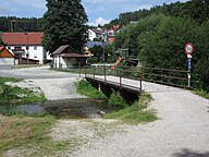 Furt in Aufseß neben einer Brücke, die nur 1,5 Tonnen trägt