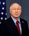 Ken Salazar Secretario del Interior (anunciado el 17 de diciembre de 2008; la nominación requerirá de un Saxbe fix por el Congreso)[71]​[66]​