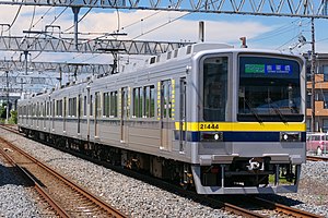 南栗橋駅 - 東武日光駅間で運用される20400型 （板倉東洋大前駅 2021年8月5日）