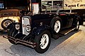 Une Panhard X66 cabriolet 8 cylindres de 1932.