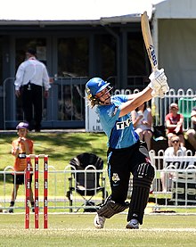 Penna batting for Adelaide Strikers during WBBL08