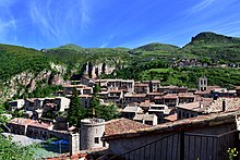 Castellar d'en Hug, el poble, Berguedà.jpg