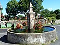 Dorfbrunnen in Vèze