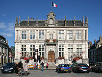 Bergues' raekoda (mairie)