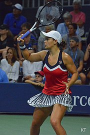 Ashleigh Barty, 2022 Tek kadınlar şampiyonu. Bu onun üçüncü Grand Slam şampiyonluğu ve Avustralya Açık'taki ilk şampiyonluğuydu.