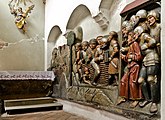 Polichromowana grupa rzeźbiarska w Kościele Wniebowzięcia Najświętszej Maryi Panny w Kłodzku