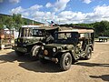 Ein Dodge WC51 und ein Willys MB MB2