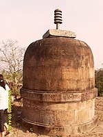 Middle-sized stupa in good condition