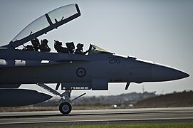 Carlinga alargada de F/A-18F