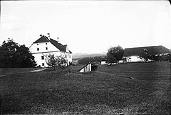 Nekdanja graščina Grundelj (Grumlof) leta 1914