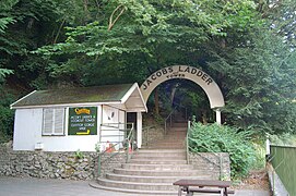 Aufgang zur „Jakobsleiter“ (Treppe auch zum Aussichtsturm)