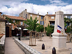 Monument aux morts.