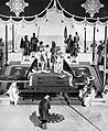 Asaf Jah VII pays homage to King George and Queen Mary, Delhi Durbar, 1911