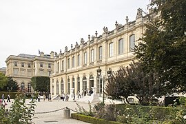 Vue depuis le jardin des Quatre Colonnes.