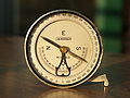 Landvermesser-Kompass mit Neigungsmesser